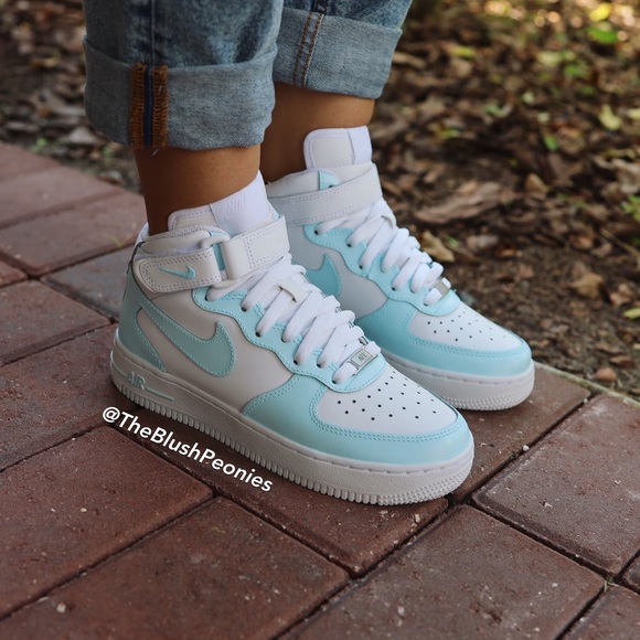 Nike Custom Painted Air Force 1 Mid Top - Light Blue NWT - Picture 7 of 15